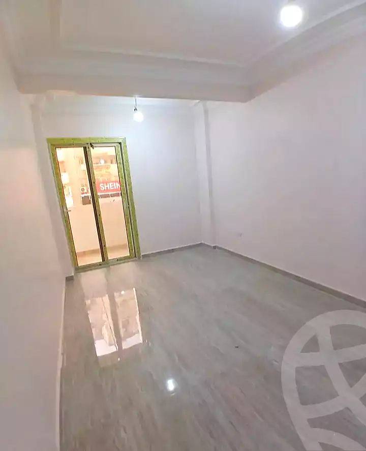 https://aqarmap.com.eg/ar/listing/7058085-for-sale-alexandria-miami-shr-jml-bd-lnsr