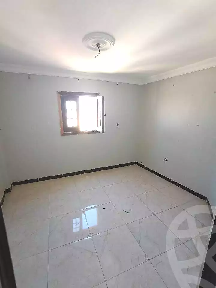 https://aqarmap.com.eg/ar/listing/7058117-for-sale-alexandria-el-asafra-shr-45