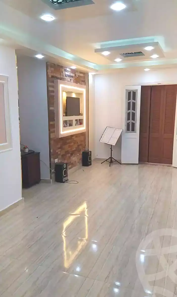https://aqarmap.com.eg/ar/listing/7058312-for-sale-alexandria-al-agamy-el-hanouvel
