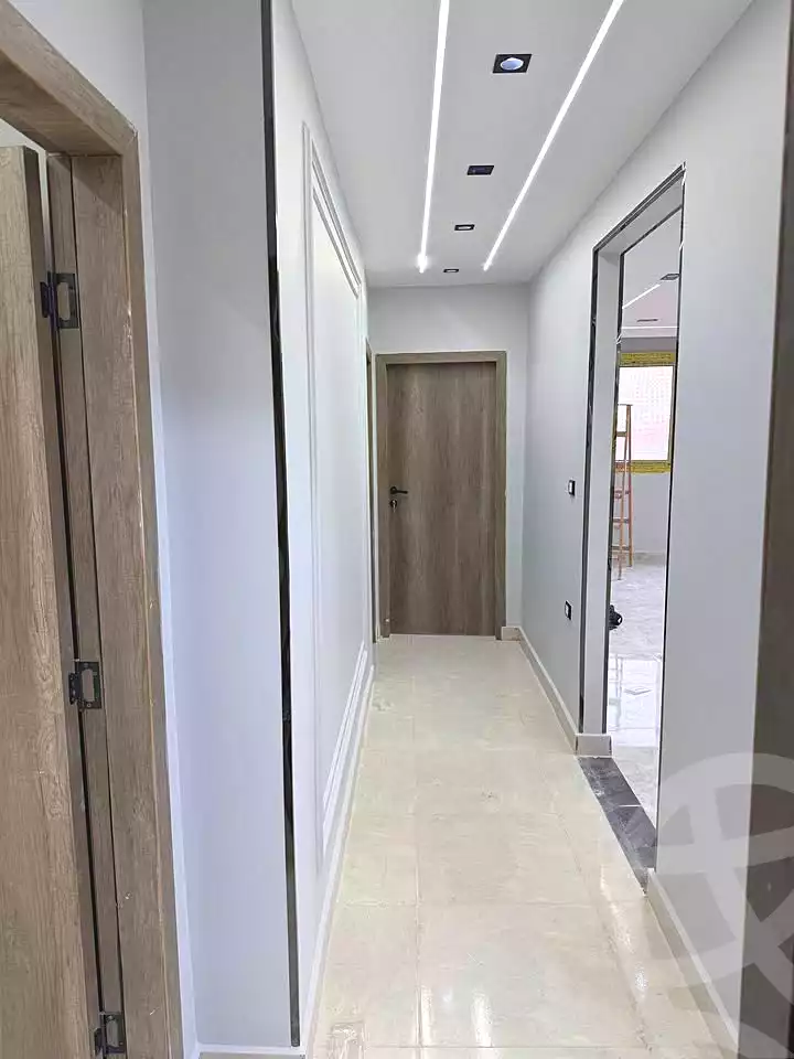 https://aqarmap.com.eg/ar/listing/7058340-for-sale-cairo-el-haram-el-lebeny-soltan-khattab-st