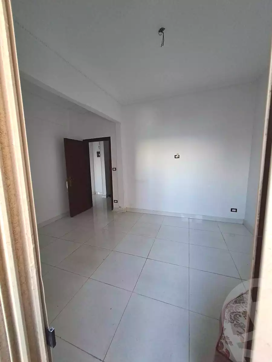 https://aqarmap.com.eg/ar/listing/7058500-for-sale-alexandria-camp-cesar