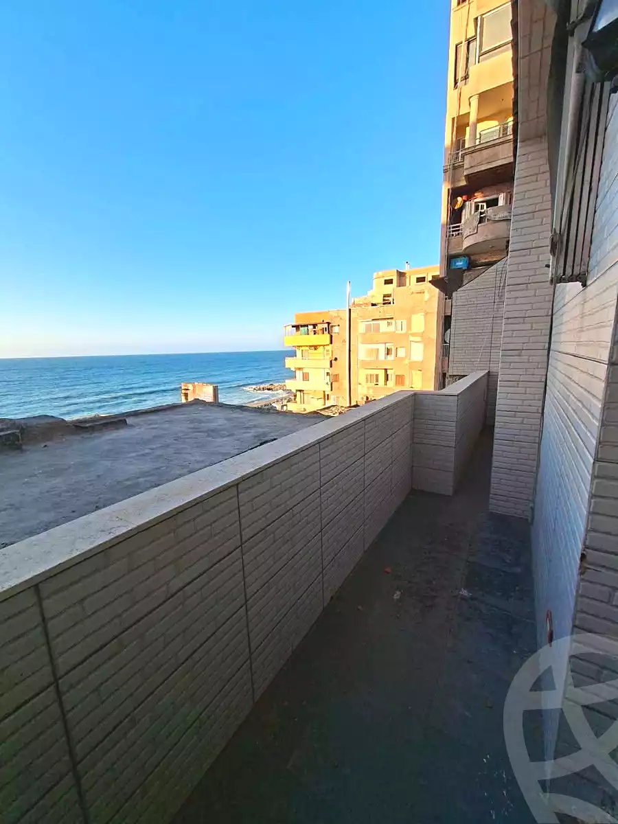 https://aqarmap.com.eg/ar/listing/7058500-for-sale-alexandria-camp-cesar