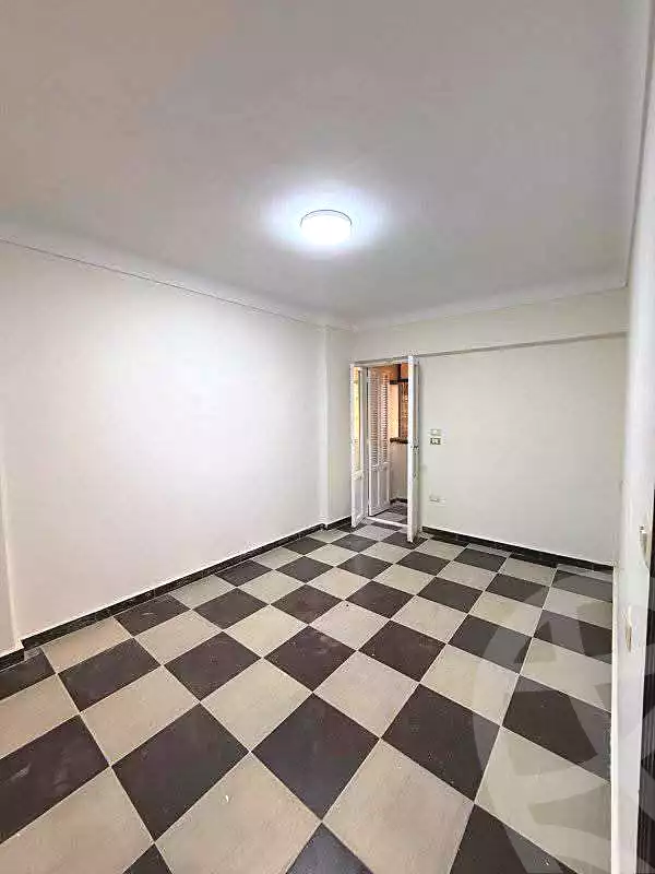 https://aqarmap.com.eg/en/listing/7058598-for-rent-alexandria-sydy-bshr-sydy-bshr-bhry-shr-mhmd-njyb