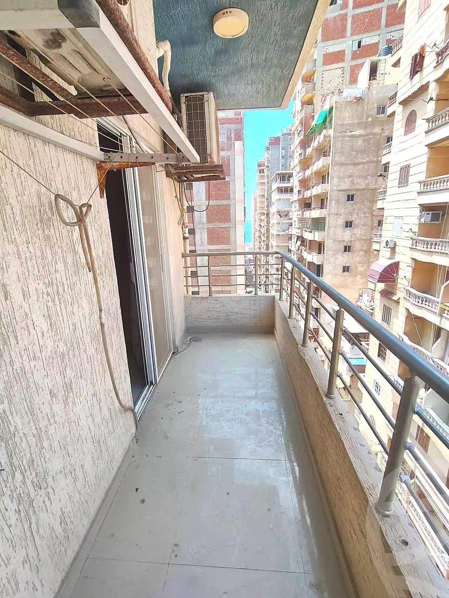 https://aqarmap.com.eg/ar/listing/7058622-for-sale-alexandria-miami-khld-bn-lwlyd