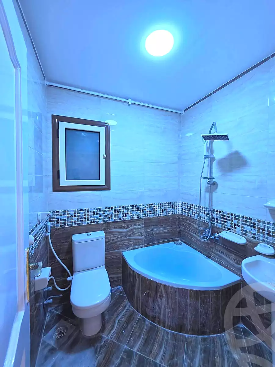 https://aqarmap.com.eg/ar/listing/7058723-for-sale-alexandria-miami-khld-bn-lwlyd
