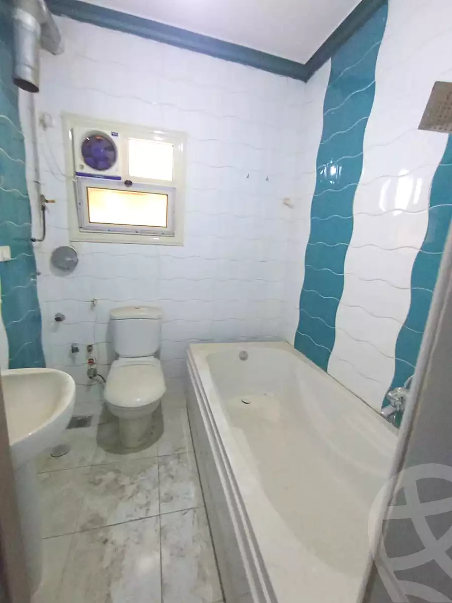 https://aqarmap.com.eg/ar/listing/7058973-for-sale-cairo-helwan-helwan-el-sharkeya-ismael-kamel-st