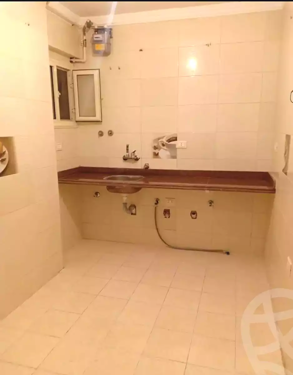 https://aqarmap.com.eg/en/listing/7059046-for-rent-alexandria-camp-cesar