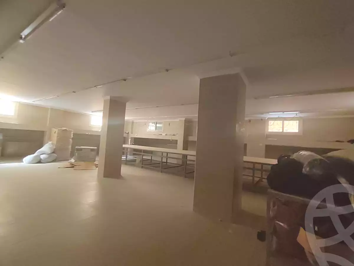 https://aqarmap.com.eg/ar/listing/7059436-for-sale-cairo-badr-city-manteqat-el-250-fadan
