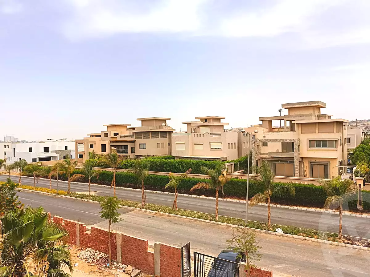 https://aqarmap.com.eg/en/listing/7059523-for-sale-cairo-6th-of-october-compounds-first-heights