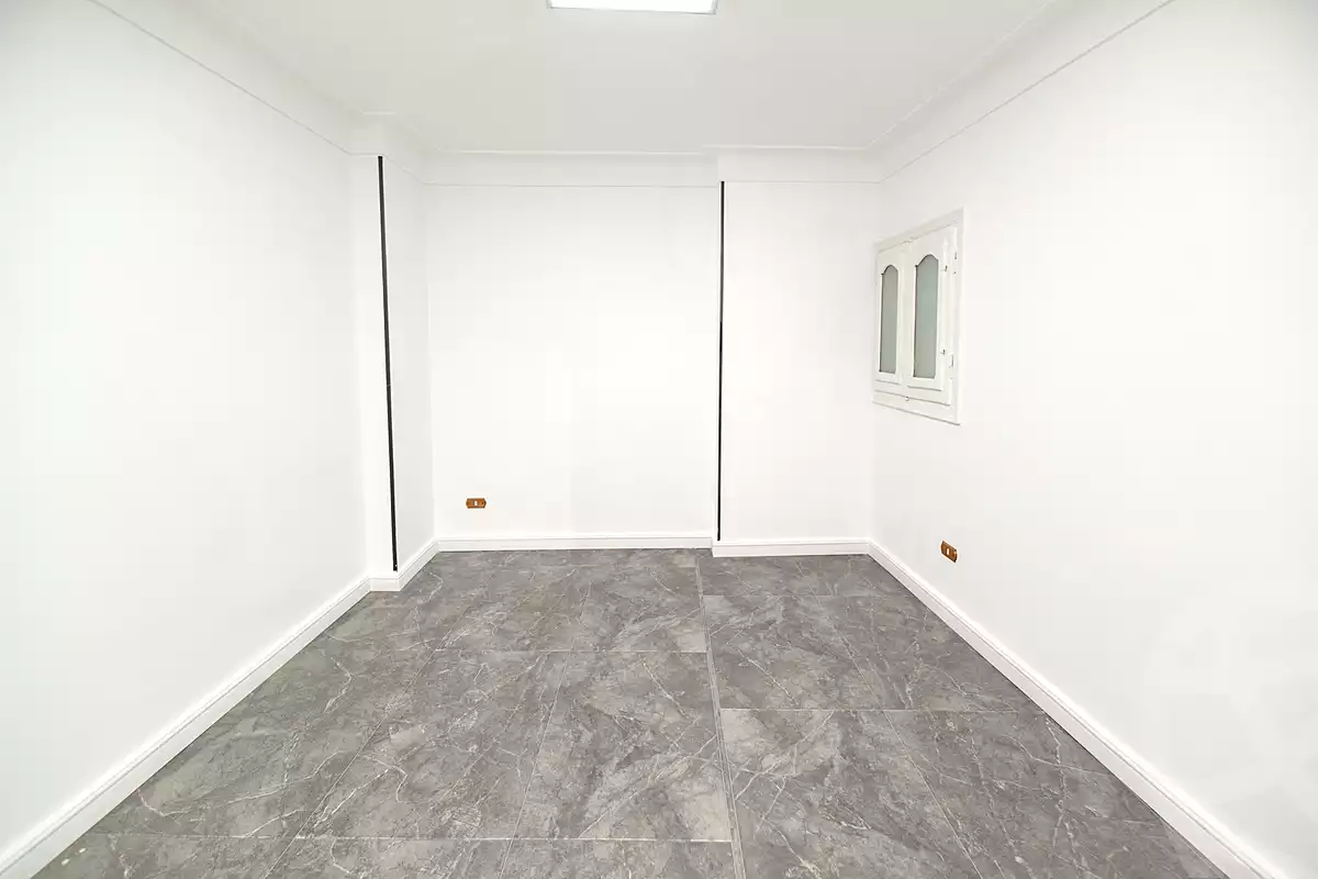 https://aqarmap.com.eg/ar/listing/7059710-for-sale-alexandria-miami-shr-jml-bd-lnsr