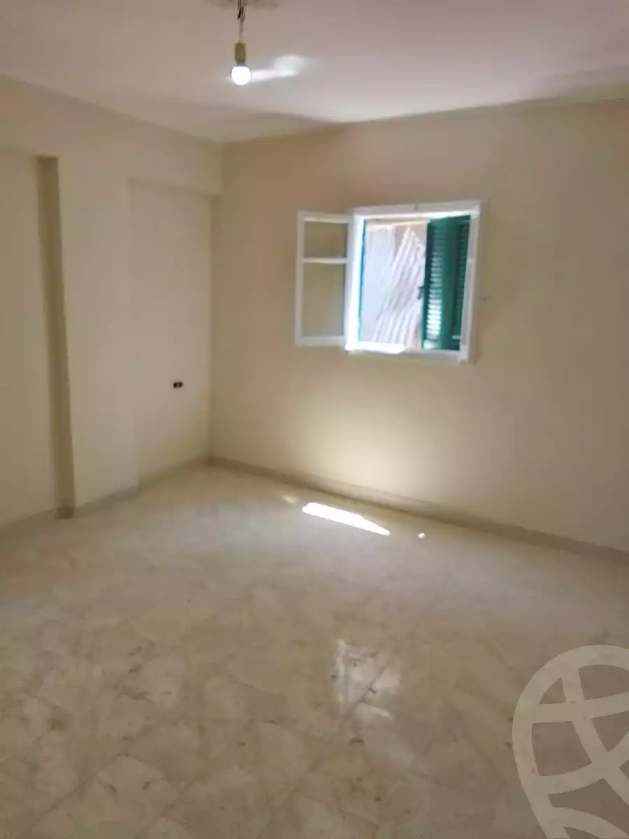 https://aqarmap.com.eg/ar/listing/7059740-for-sale-alexandria-el-asafra-l-sfr-qbly-street-30