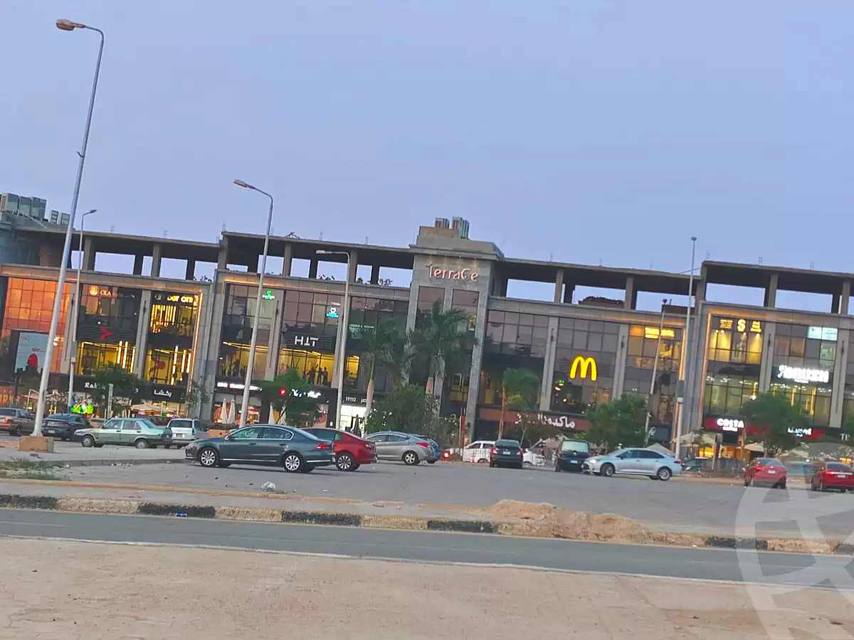 https://aqarmap.com.eg/ar/listing/7059861-for-sale-cairo-el-shorouk-lhy-lthny-grb-neighbourhood-2-b-omar-makram-rd