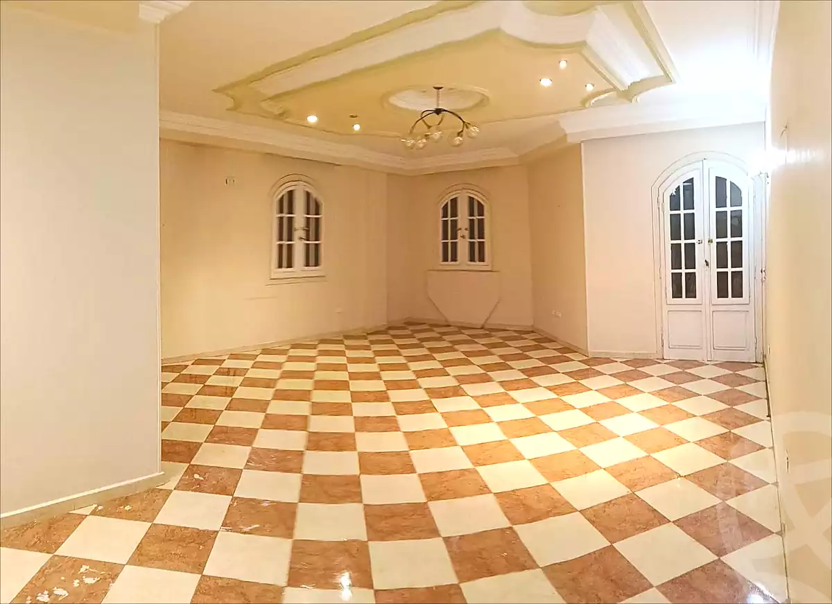 https://aqarmap.com.eg/ar/listing/7060320-for-sale-cairo-new-cairo-el-ahyaa-first-neighborhood-street-1