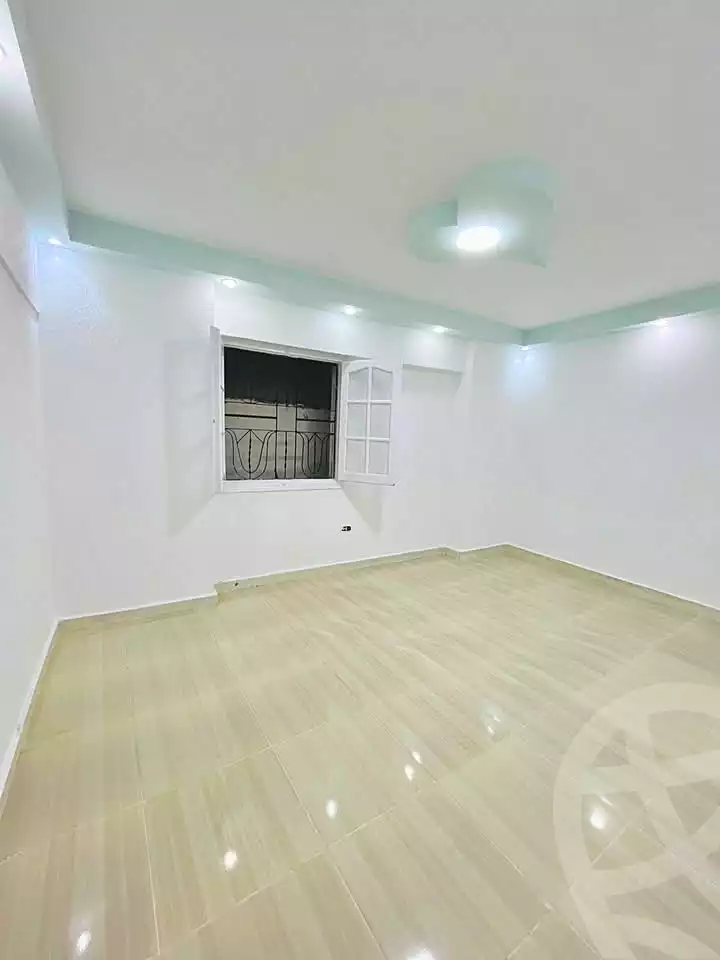 https://aqarmap.com.eg/en/listing/7061530-for-sale-alexandria-al-agamy-shataa-el-nakheel