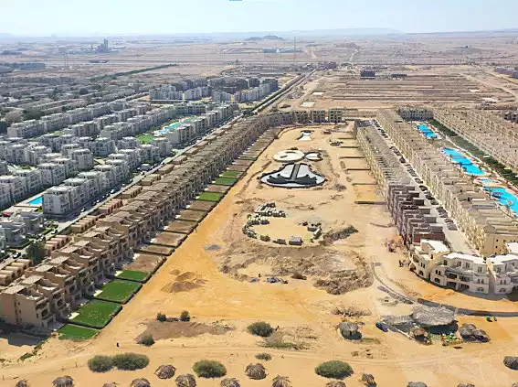 https://aqarmap.com.eg/ar/listing/7062231-for-sale-ain-elsokhna-resorts-lsyryn-blm-bytsh