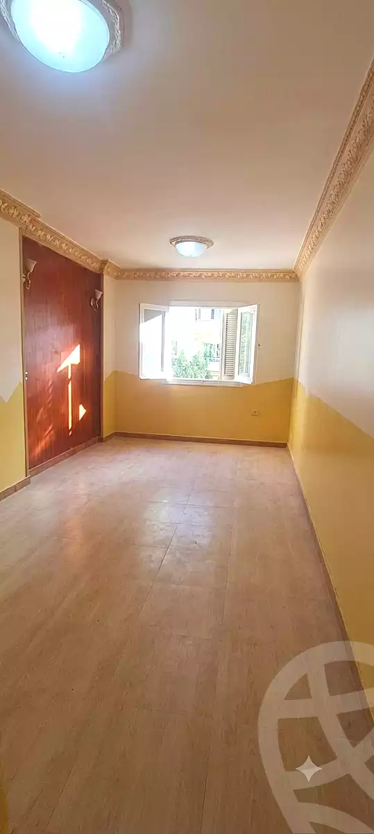 https://aqarmap.com.eg/ar/listing/7062321-for-sale-alexandria-al-agamy-bw-ywsf