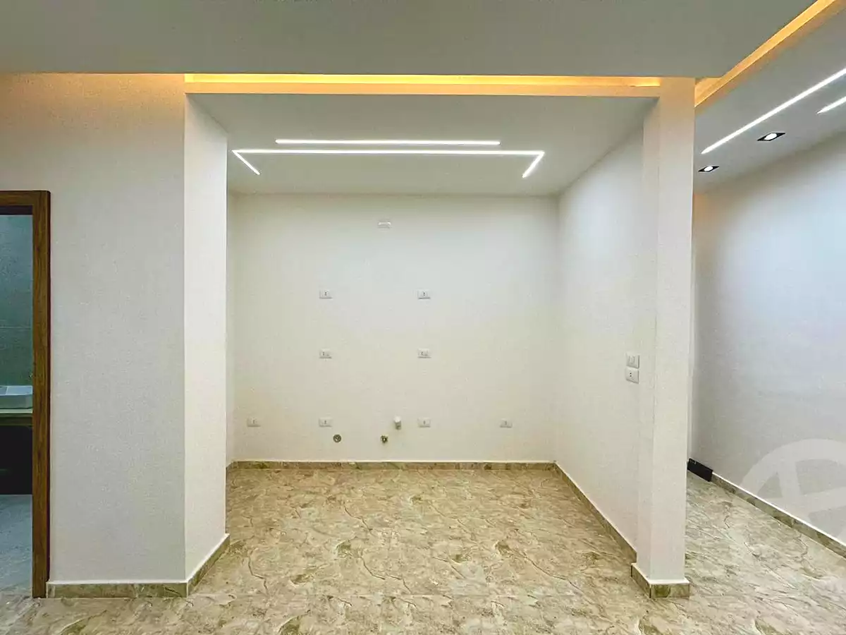 https://aqarmap.com.eg/ar/listing/7062340-for-sale-red-sea-hurghada-city-downtownn