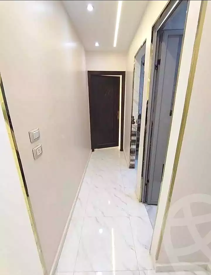 https://aqarmap.com.eg/ar/listing/7062343-for-sale-alexandria-al-agamy-lbytsh