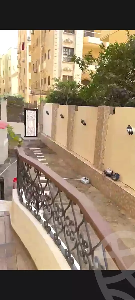 https://aqarmap.com.eg/ar/listing/7062357-for-sale-cairo-new-cairo-el-narges-el-narges-omarat-abdallah-el-nadim-st