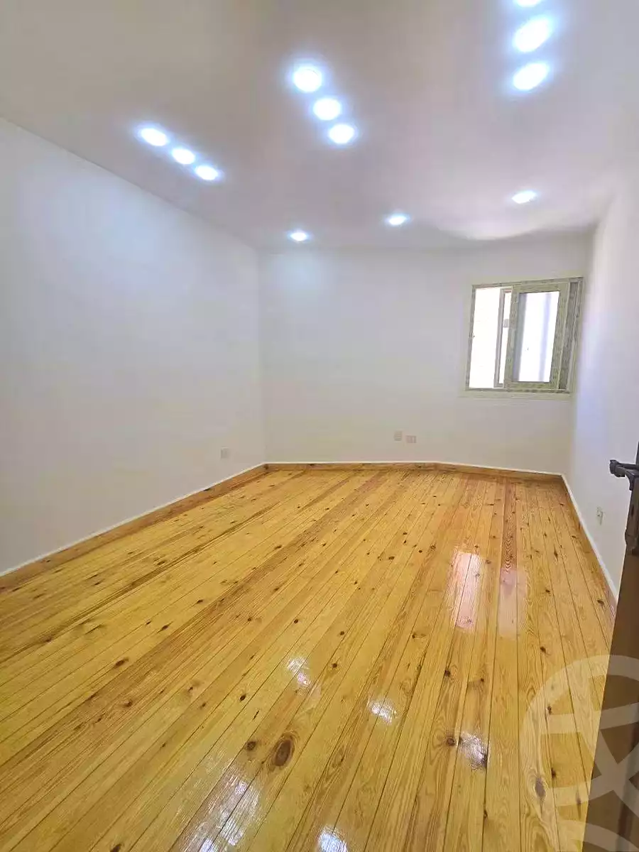 https://aqarmap.com.eg/en/listing/7062499-for-sale-alexandria-miami-mahmoud-el-isawy-st