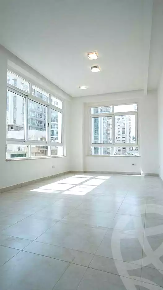 https://aqarmap.com.eg/en/listing/7062514-for-rent-alexandria-miami-farook-abd-al-wahab-st
