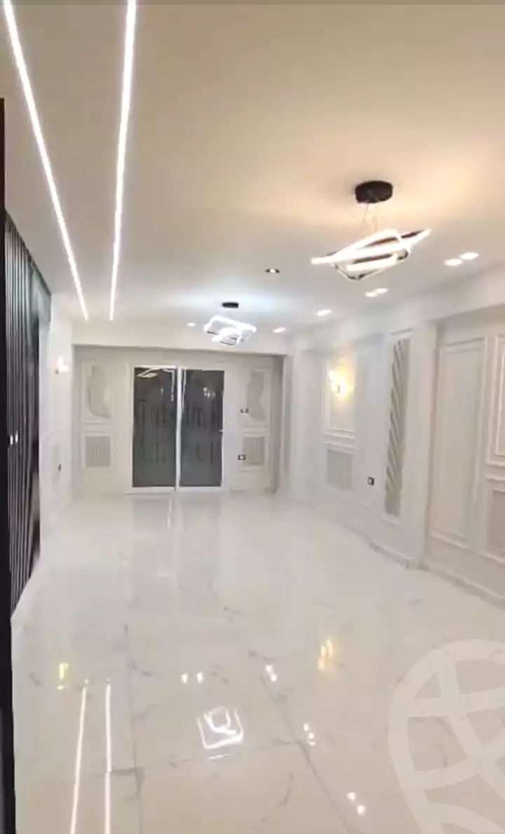 https://aqarmap.com.eg/ar/listing/7062650-for-sale-alexandria-al-agamy-el-hanouvel-abo-el-shawareb-st