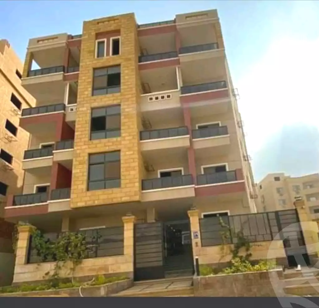 https://aqarmap.com.eg/ar/listing/7062793-for-rent-cairo-new-cairo-el-lotus-lotus-north-lmntq-lthlth-llwts-lshmly