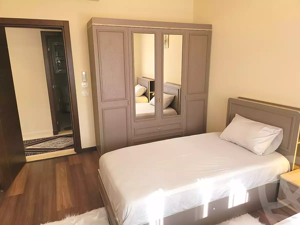 https://aqarmap.com.eg/ar/listing/7062899-for-sale-cairo-new-cairo-compounds-ninety-avenue