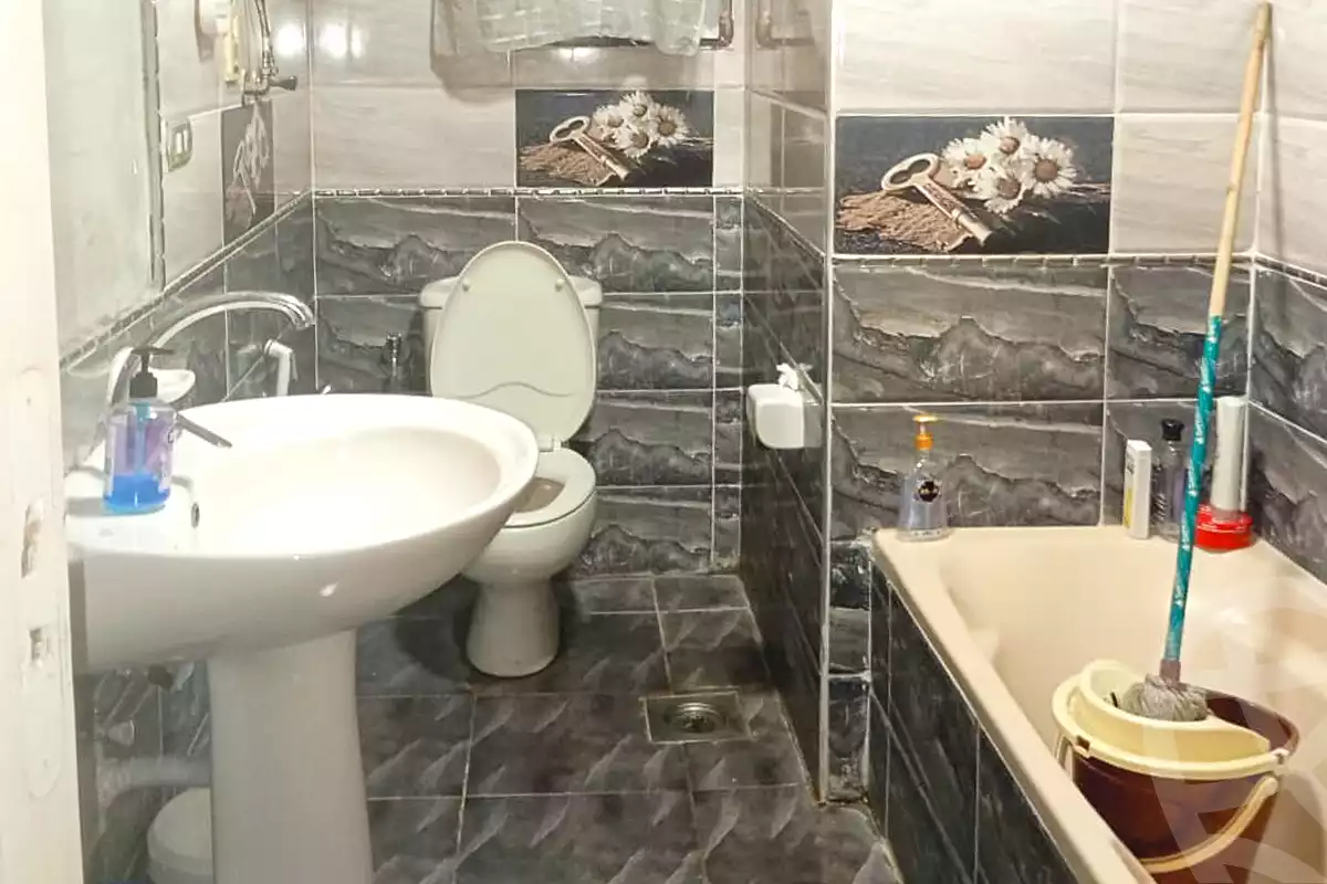 https://aqarmap.com.eg/ar/listing/7062928-for-sale-alexandria-el-mandara-shr-jml-bd-lnsr