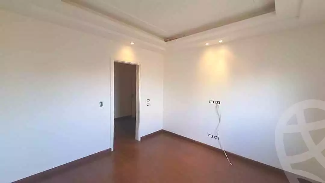https://aqarmap.com.eg/ar/listing/7062922-for-sale-cairo-new-cairo-south-investors-al-gezira-st