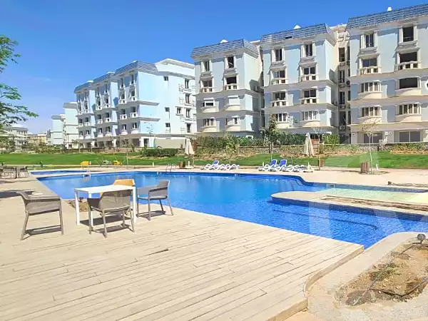 https://aqarmap.com.eg/ar/listing/7062834-for-sale-cairo-new-cairo-compounds-mountain-view-hyde-park