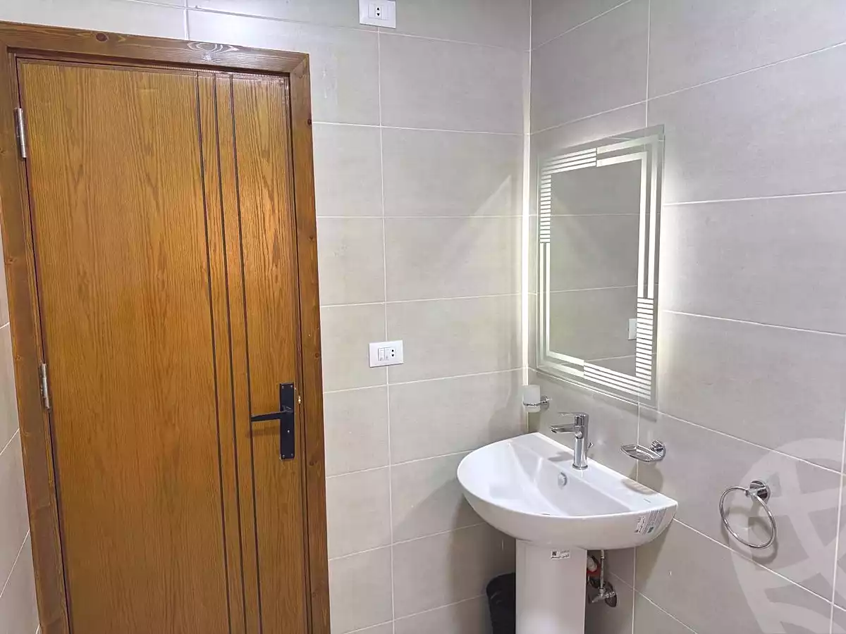 https://aqarmap.com.eg/ar/listing/7062890-for-rent-cairo-el-sheikh-zayed-city-el-hay-eltaseaa-area-4
