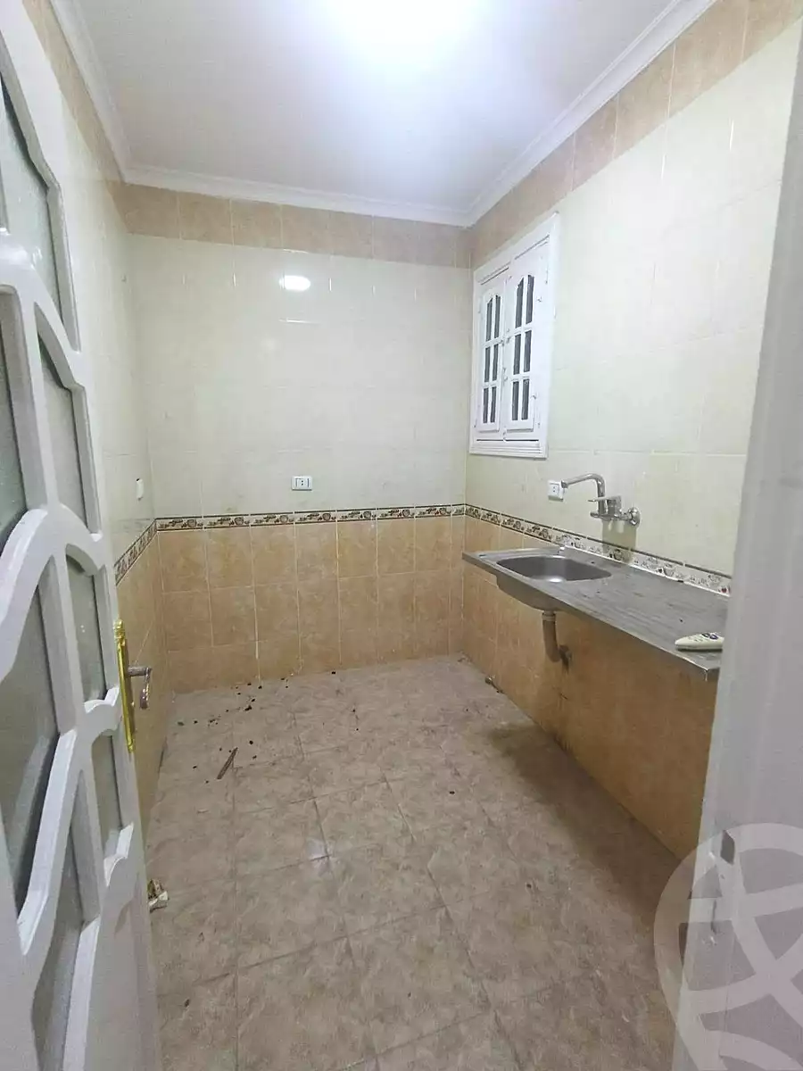 https://aqarmap.com.eg/ar/listing/7063374-for-sale-cairo-helwan-hadayek-helwan-nile-corniche-st