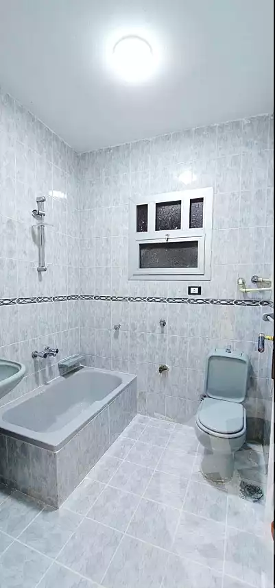 https://aqarmap.com.eg/ar/listing/7063391-for-sale-alexandria-al-agamy-shataa-el-nakheel