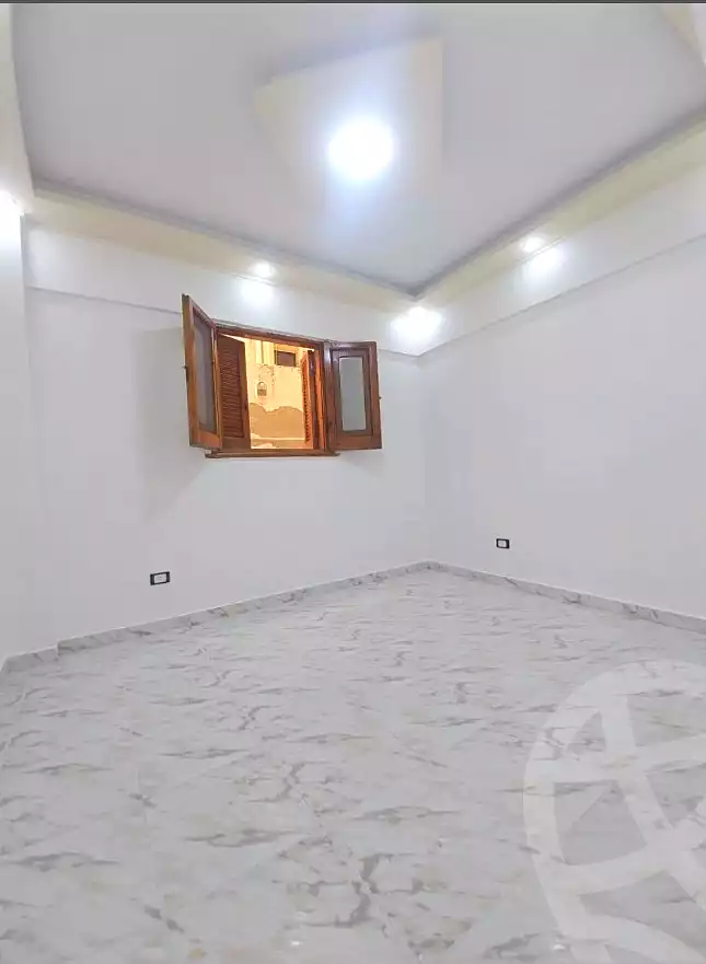 https://aqarmap.com.eg/en/listing/7063460-for-sale-alexandria-al-agamy-shataa-el-nakheel-no-6-st