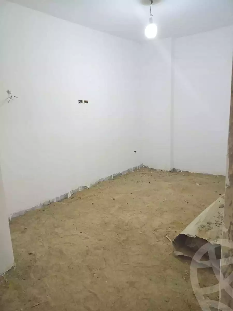 https://aqarmap.com.eg/en/listing/7063544-for-sale-cairo-helwan-hadayek-helwan-el-eshrein-st