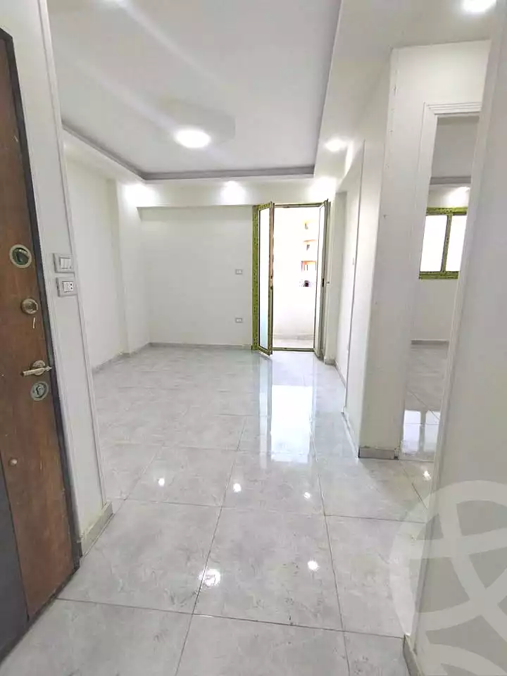 https://aqarmap.com.eg/ar/listing/7063750-for-sale-alexandria-el-asafra-shr-45