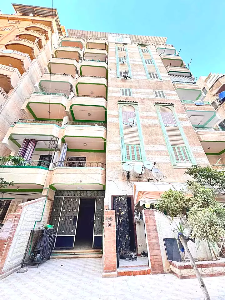 https://aqarmap.com.eg/ar/listing/7064040-for-sale-alexandria-al-agamy-shataa-el-nakheel