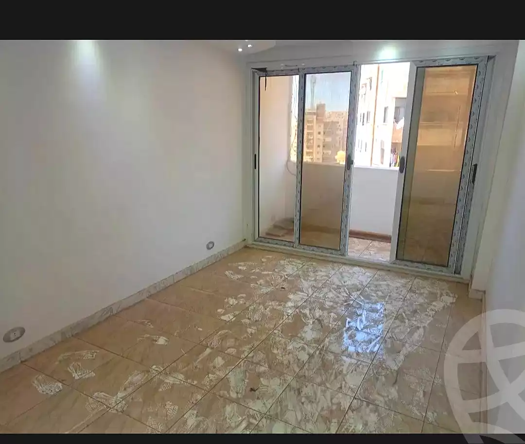 https://aqarmap.com.eg/ar/listing/7064110-for-sale-alexandria-lsywf-gamila-abu-herid-st