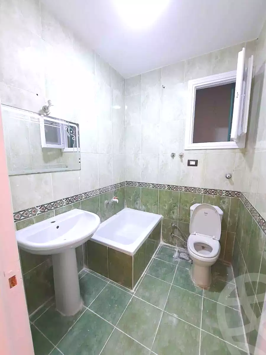 https://aqarmap.com.eg/ar/listing/7064200-for-sale-alexandria-al-agamy-shataa-el-nakheel