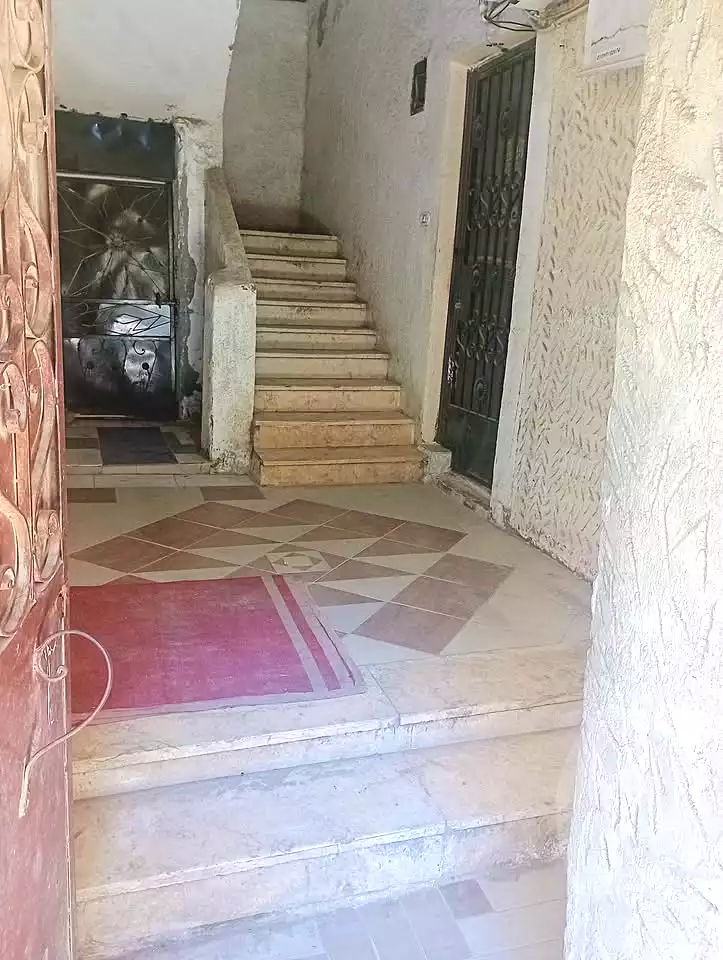 https://aqarmap.com.eg/ar/listing/7064233-for-sale-alexandria-al-agamy-el-hanouvel