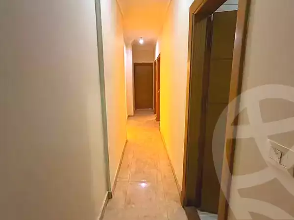 https://aqarmap.com.eg/en/listing/7064270-for-sale-cairo-shoubra-corniche-el-nile-st
