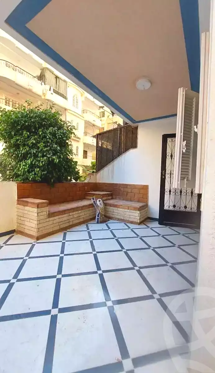 https://aqarmap.com.eg/en/listing/7064745-for-sale-alexandria-al-agamy-shataa-el-nakheel