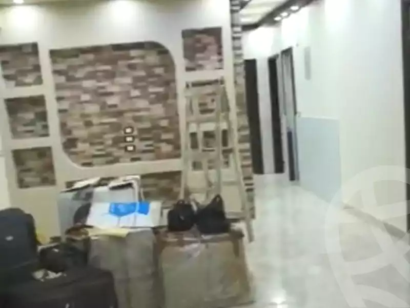https://aqarmap.com.eg/ar/listing/7064280-for-sale-el-minia-mallawi-salah-el-din-st