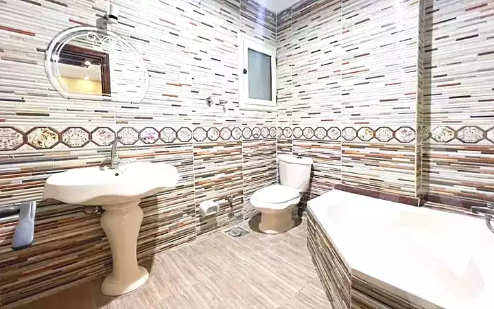 https://aqarmap.com.eg/en/listing/7065036-for-rent-alexandria-ganaklis