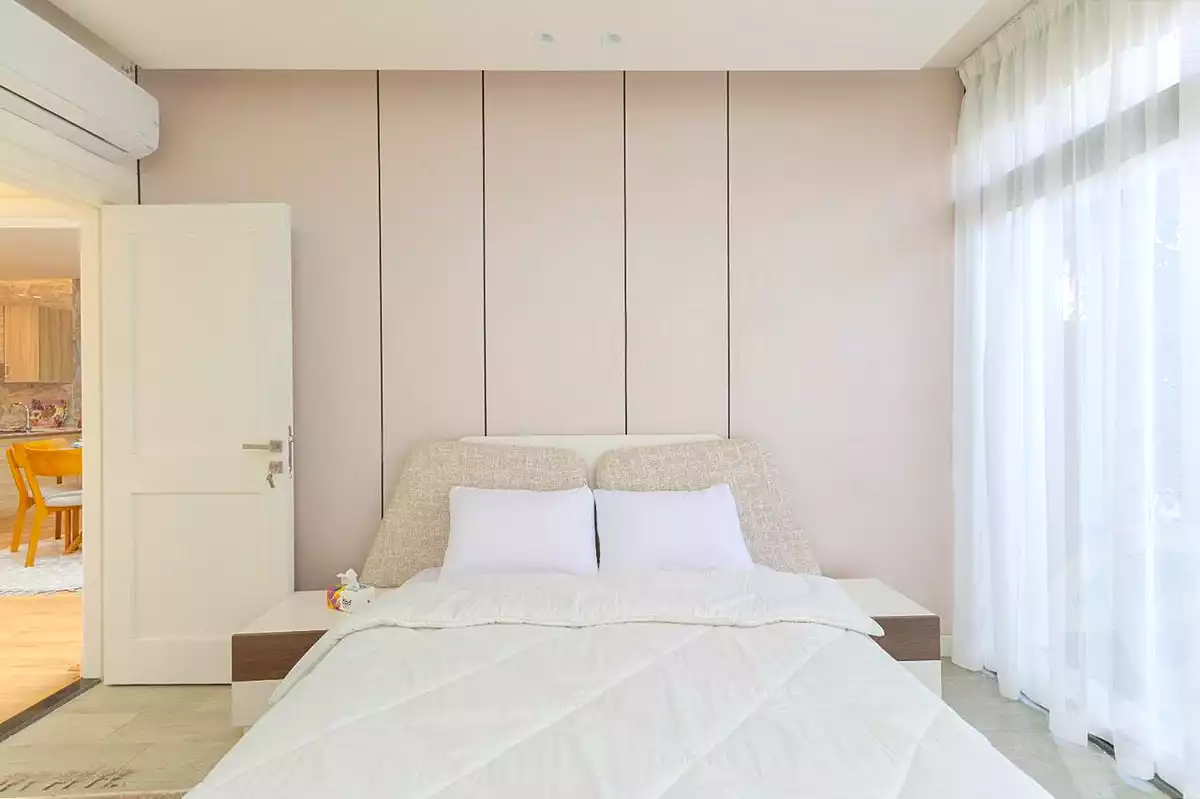 https://aqarmap.com.eg/en/listing/7065181-for-rent-cairo-new-cairo-compounds-lakeview-residence