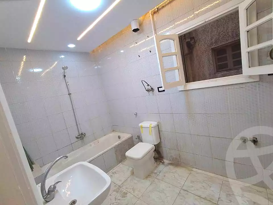 https://aqarmap.com.eg/ar/listing/7065632-for-sale-alexandria-cleopatra