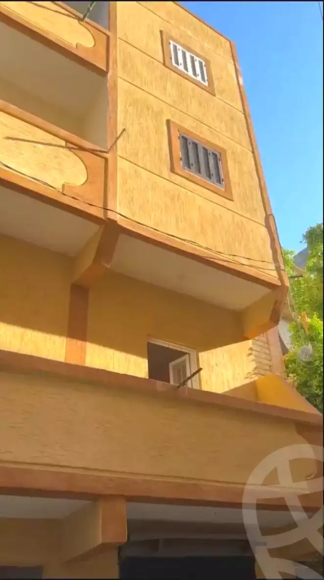https://aqarmap.com.eg/en/listing/7065960-for-sale-alexandria-al-agamy-el-hanouvel-kasr-al-quiri-st-1