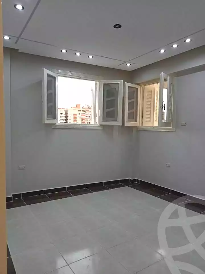 https://aqarmap.com.eg/en/listing/7066010-for-sale-alexandria-sydy-bshr-sydy-bshr-bhry-khalil-hamada-st