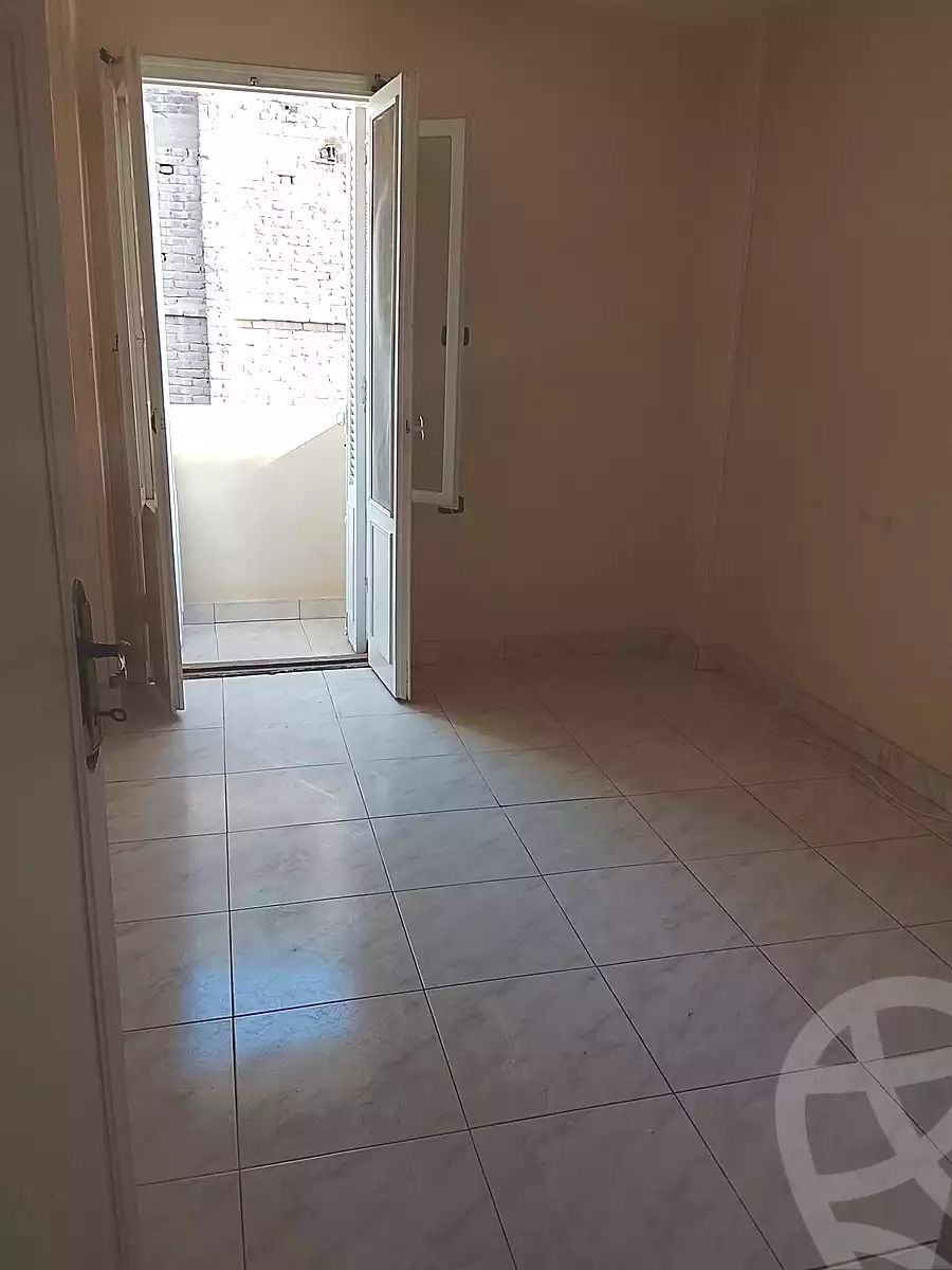https://aqarmap.com.eg/en/listing/7066307-for-rent-cairo-shoubra-rod-el-farag-abou-talib-st